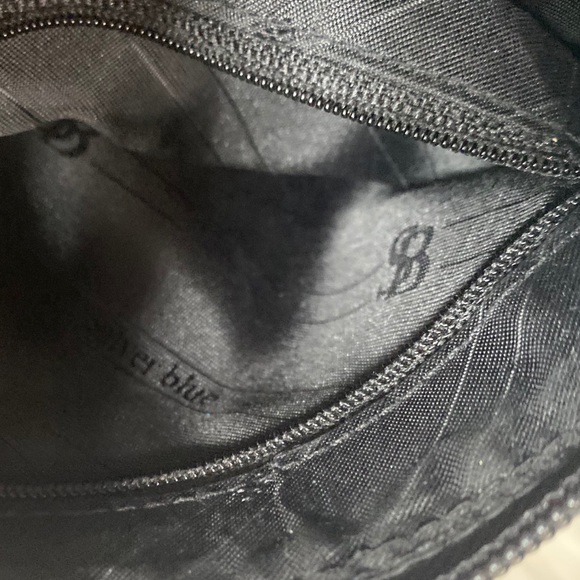 Cheetah Print Zippered Wallet - Picture 8 of 8